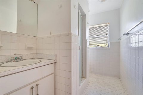 Villa ou maison à vendre à Orlando, Floride: 2 chambres, 130.62 m2 № 2423906 - photo 21