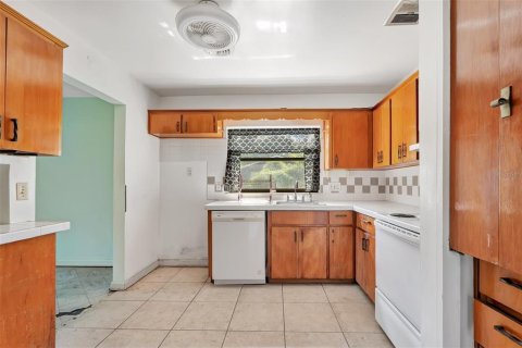 Villa ou maison à vendre à Orlando, Floride: 2 chambres, 130.62 m2 № 2423906 - photo 14