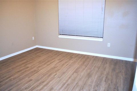 Condominio en alquiler en Palm Harbor, Florida, 1 dormitorio, 75.9 m2 № 1906057 - foto 29