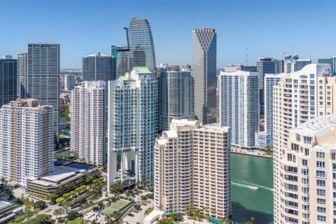 Condo in Miami, Florida, 2 bedrooms  № 2039100 - photo 30