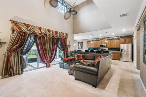 House in Land O' Lakes, Florida 4 bedrooms, 333.89 sq.m. № 1875964 - photo 25