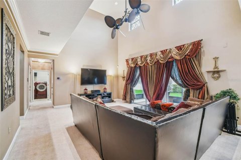 House in Land O' Lakes, Florida 4 bedrooms, 333.89 sq.m. № 1875964 - photo 28