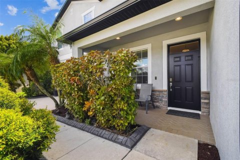 House in Land O' Lakes, Florida 4 bedrooms, 333.89 sq.m. № 1875964 - photo 5