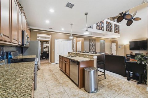 House in Land O' Lakes, Florida 4 bedrooms, 333.89 sq.m. № 1875964 - photo 23