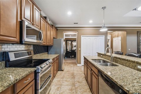 House in Land O' Lakes, Florida 4 bedrooms, 333.89 sq.m. № 1875964 - photo 19