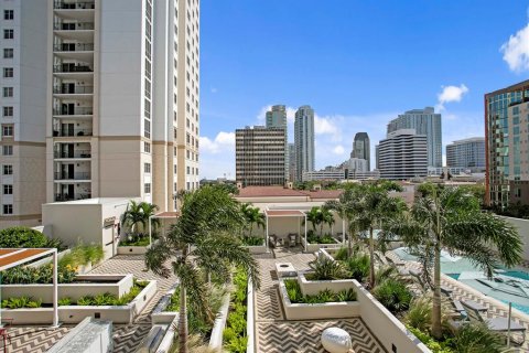 Copropriété à vendre à Saint Petersburg, Floride: 2 chambres, 200.3 m2 № 2421666 - photo 22