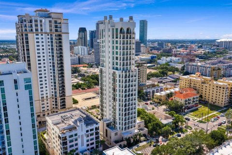 Copropriété à vendre à Saint Petersburg, Floride: 2 chambres, 200.3 m2 № 2421666 - photo 6