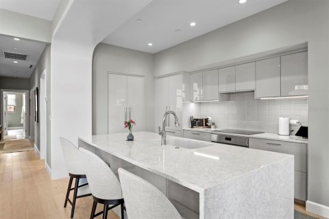 Copropriété à vendre à Saint Petersburg, Floride: 2 chambres, 200.3 m2 № 2421666 - photo 13