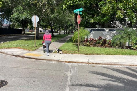 Купить таунхаус в Мирамар, Флорида 3 спальни, 147.53м2, № 2058775 - фото 7