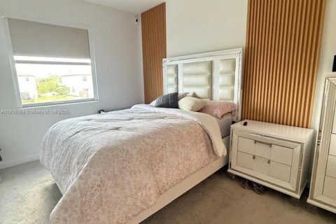 Touwnhouse à vendre à Miami, Floride: 4 chambres, 169.08 m2 № 1781609 - photo 8
