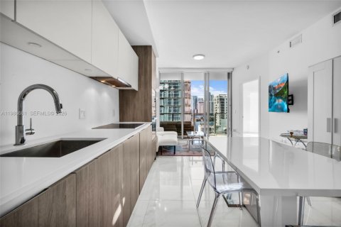 Купить кондоминиум в Майами, Флорида 1 спальня, 73.39м2, № 2067458 - фото 10