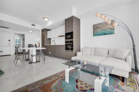 Купить кондоминиум в Майами, Флорида 1 спальня, 73.39м2, № 2067458 - фото 14