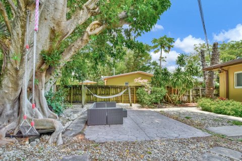 Casa en alquiler en Fort Lauderdale, Florida, 1 dormitorio № 1139193 - foto 1