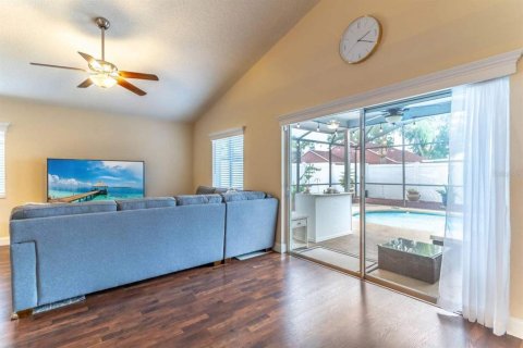 House in Kissimmee, Florida 3 bedrooms, 145.39 sq.m. № 2396100 - photo 16