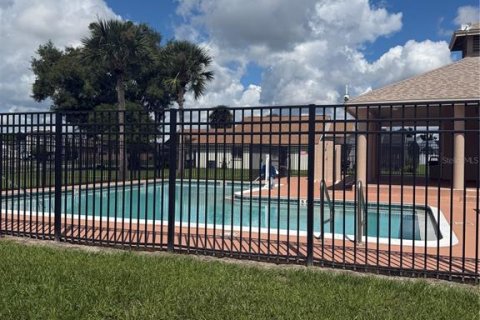 House in Kissimmee, Florida 3 bedrooms, 145.39 sq.m. № 2396100 - photo 24