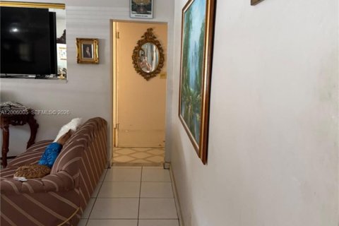 Villa ou maison à vendre à Margate, Floride: 4 chambres, 162.49 m2 № 2070998 - photo 7