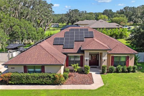 Villa ou maison à Dade City, Floride 4 chambres, 215.63 m2 № 2316600