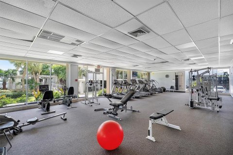 Condominio en venta en Sunny Isles Beach, Florida, 2 dormitorios, 113.34 m2 № 1920847 - foto 22