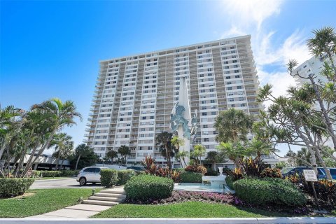 Condominio en venta en Sunny Isles Beach, Florida, 2 dormitorios, 113.34 m2 № 1920847 - foto 1