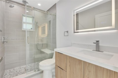 Villa ou maison à vendre à Cutler Bay, Floride: 3 chambres, 161.84 m2 № 1968564 - photo 13