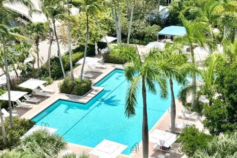 Condo in Aventura, Florida, 2 bedrooms  № 1697633 - photo 8
