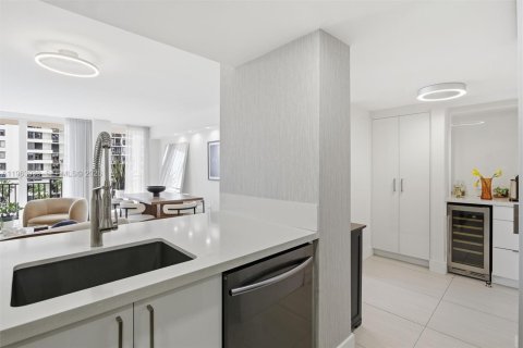 Купить кондоминиум в Майами, Флорида 2 спальни, 95.69м2, № 2028180 - фото 13