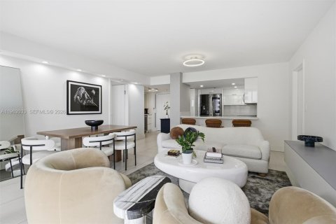 Купить кондоминиум в Майами, Флорида 2 спальни, 95.69м2, № 2028180 - фото 9