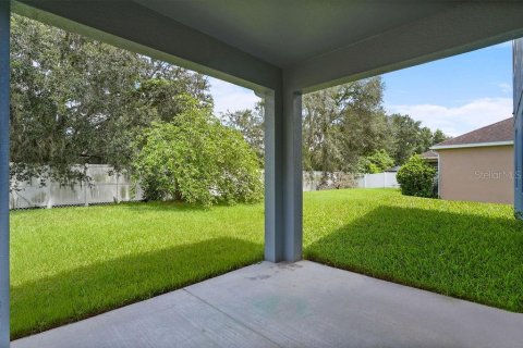 Villa ou maison à vendre à Wesley Chapel, Floride: 4 chambres, 239.32 m2 № 1879911 - photo 4