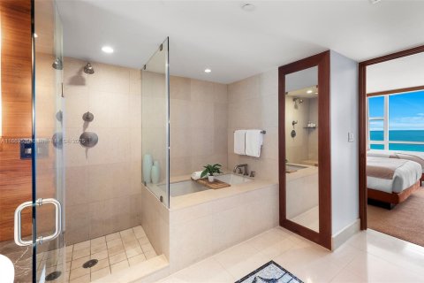 Condo in Miami Beach, Florida, 2 bedrooms № 2013772 - photo 5