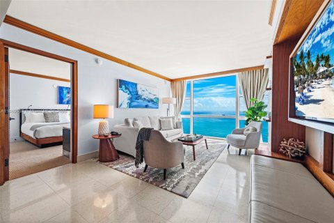 Condo in Miami Beach, Florida, 2 bedrooms № 2013772 - photo 7