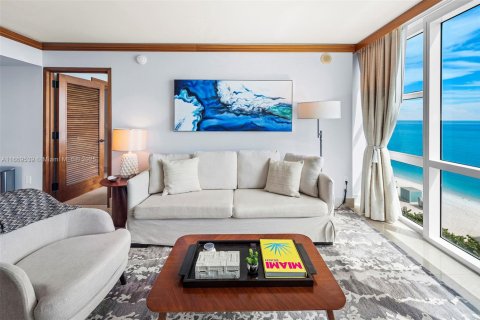 Condo in Miami Beach, Florida, 2 bedrooms № 2013772 - photo 8