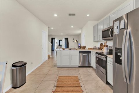 Touwnhouse à louer à Kissimmee, Floride: 3 chambres, 155.52 m2 № 2386798 - photo 4
