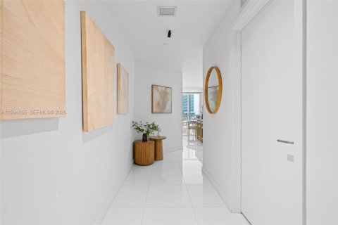 Купить кондоминиум в Майами, Флорида 1 комната, 115.57м2, № 2055715 - фото 8