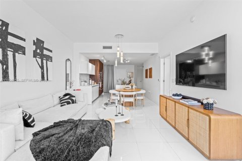 Купить кондоминиум в Майами, Флорида 1 комната, 115.57м2, № 2055715 - фото 19