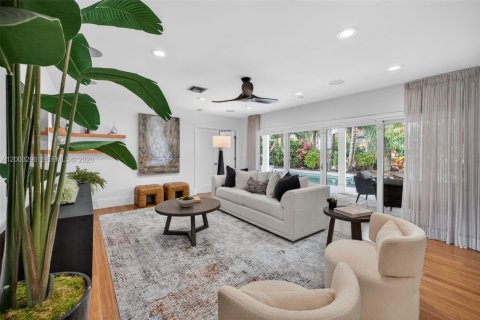 Villa ou maison à vendre à Fort Lauderdale, Floride: 3 chambres, 227.61 m2 № 2072554 - photo 4