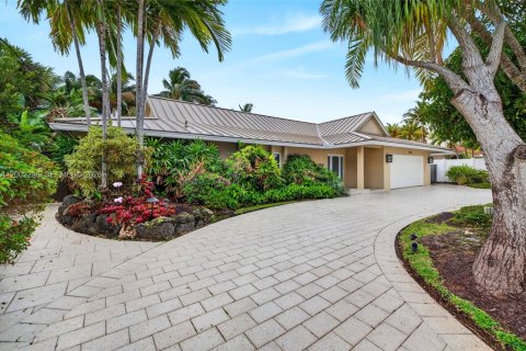 Villa ou maison à vendre à Fort Lauderdale, Floride: 3 chambres, 227.61 m2 № 2072554 - photo 2