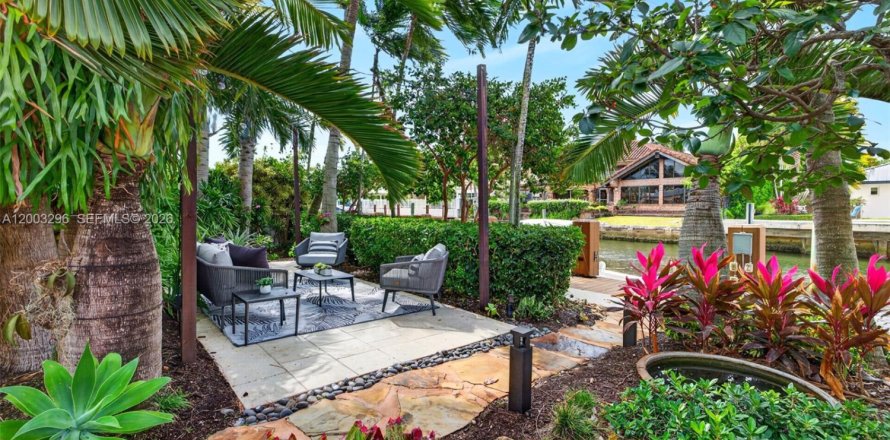 Villa ou maison à Fort Lauderdale, Floride 3 chambres, 227.61 m2 № 2072554