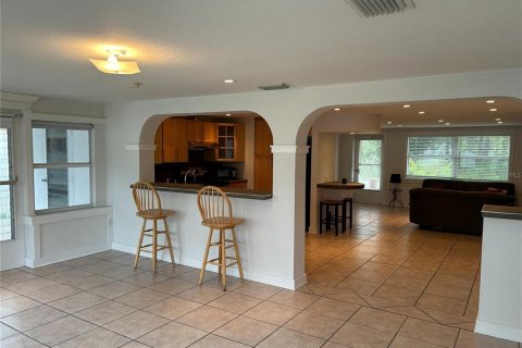 House in Englewood, Florida 3 bedrooms, 126.81 sq.m. № 1246580 - photo 13