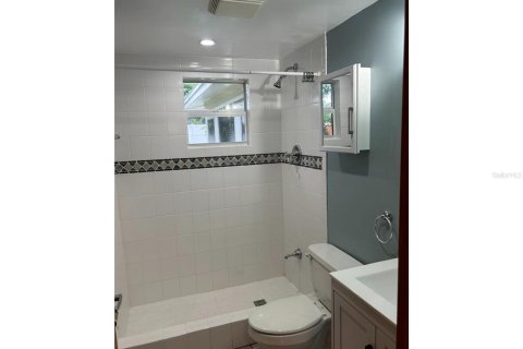 House in Englewood, Florida 3 bedrooms, 126.81 sq.m. № 1246580 - photo 26