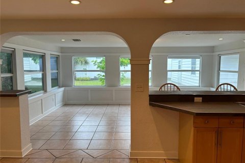 House in Englewood, Florida 3 bedrooms, 126.81 sq.m. № 1246580 - photo 15