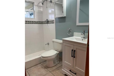 House in Englewood, Florida 3 bedrooms, 126.81 sq.m. № 1246580 - photo 28