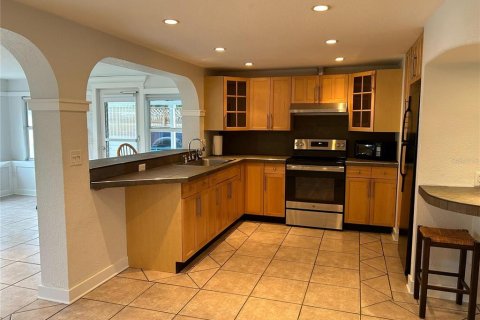 House in Englewood, Florida 3 bedrooms, 126.81 sq.m. № 1246580 - photo 10