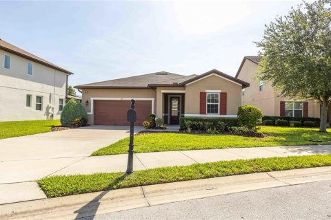 Villa ou maison à vendre à Davenport, Floride: 3 chambres, 217.39 m2 № 2401200 - photo 2