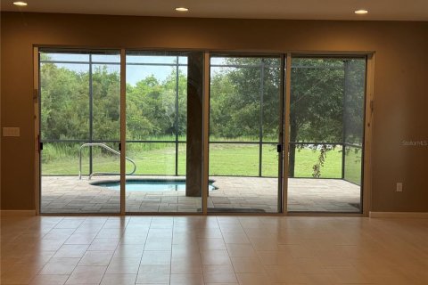 Villa ou maison à vendre à Davenport, Floride: 3 chambres, 217.39 m2 № 2401200 - photo 9