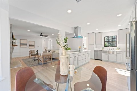 Casa en venta en Ormond Beach, Florida, 5 dormitorios, 280.38 m2 № 1547373 - foto 7