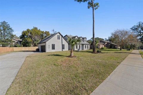 Casa en venta en Ormond Beach, Florida, 5 dormitorios, 280.38 m2 № 1547373 - foto 3