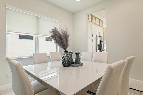 Купить виллу или дом в Уэстлейк, Флорида 1 комната, 239.59м2, № 2185328 - фото 19