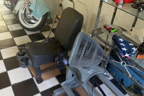 Villa ou maison à vendre à Sweetwater, Floride: 4 chambres, 112.32 m2 № 1962931 - photo 19