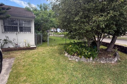 Villa ou maison à vendre à Sweetwater, Floride: 4 chambres, 112.32 m2 № 1962931 - photo 6