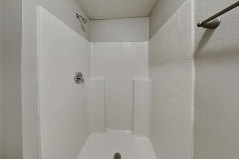 Villa ou maison à louer à Orlando, Floride: 3 chambres, 151.34 m2 № 2121128 - photo 8